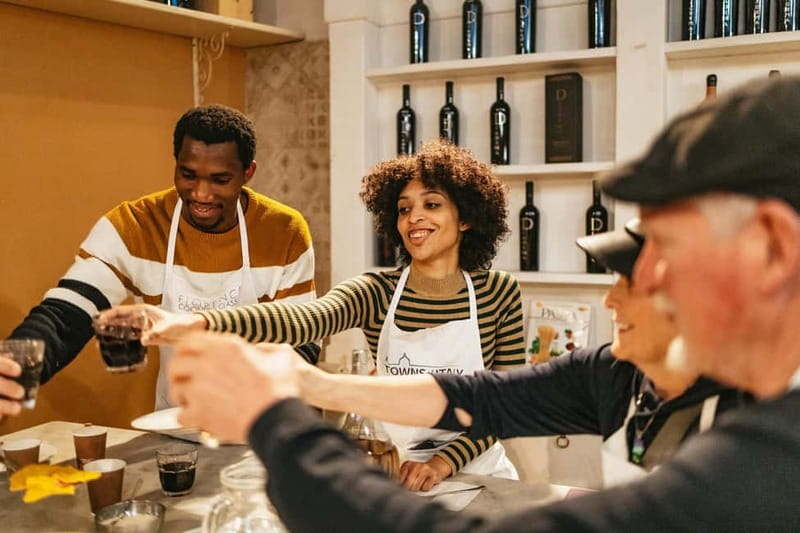 Florence: Premium Cooking Class for Pasta and Gelato - A pasta lesson in the heart of Florence