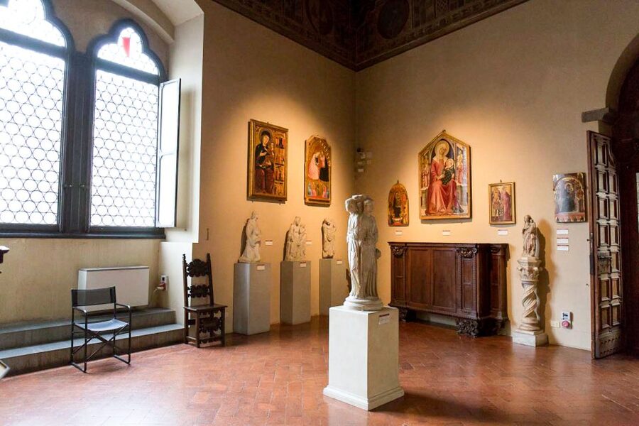 Florence: Reserved Entry Ticket to Bargello Museum - The courtyard is your first major stop