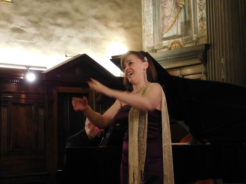 Florence: Santa Monaca Church Italian Opera Concert Ticket - Why the intimate scale works