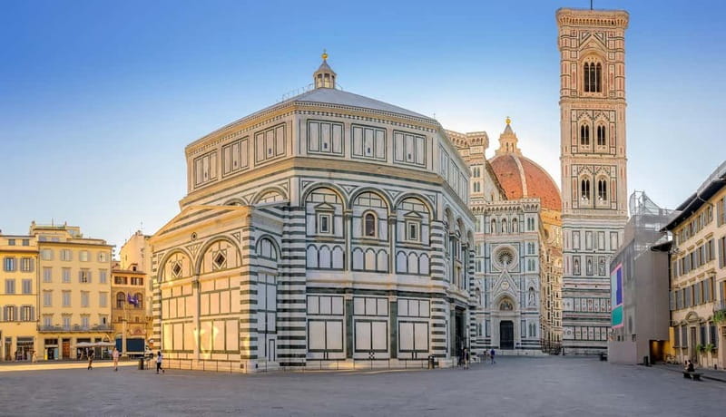 Florence: Skip-the-Line Duomo, Baptistery, Giotto Bell Tower - The Baptistery and its gold mosaic ceiling