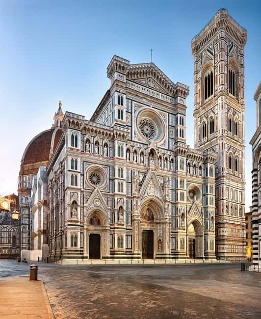 Florence: Skip-the-Line Duomo, Baptistery, Giotto Bell Tower - Entering Florence Cathedral through the dedicated door