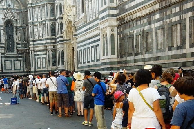Florence Skip-the-Line Duomo Tour with Guide & Brunelleschi Dome - Meeting near Via dei Cimatori