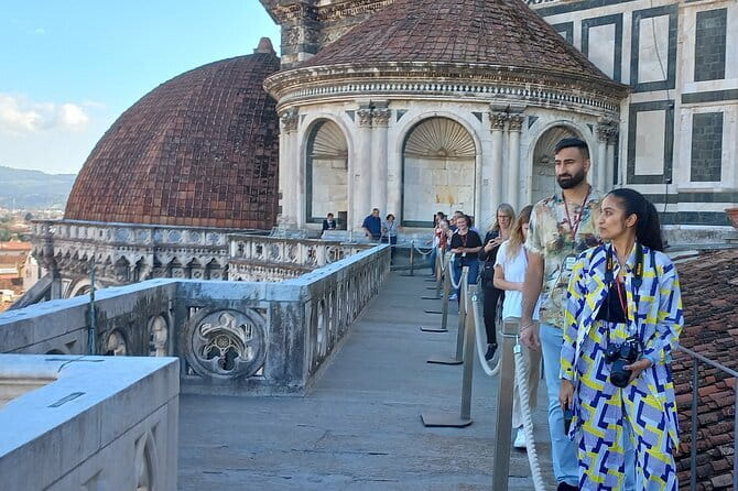 Florence Skip-the-Line Duomo Tour with Guide & Brunelleschi Dome - A short stop at the marble workshop