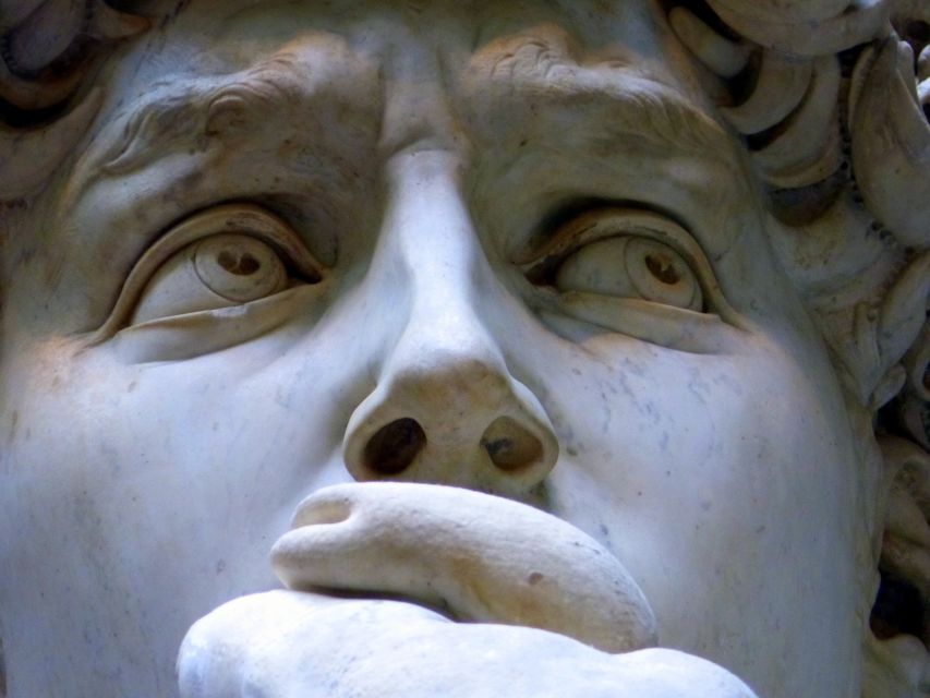 Florence: Timed Entry Ticket to Uffizi & Accademia Galleries - The gap between museums shapes your day