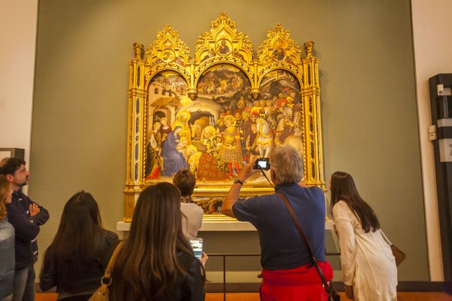 Florence: Uffizi Gallery Tickets with Optional Audio Guide - Leonardo, Michelangelo, Raphael, and the wider collection