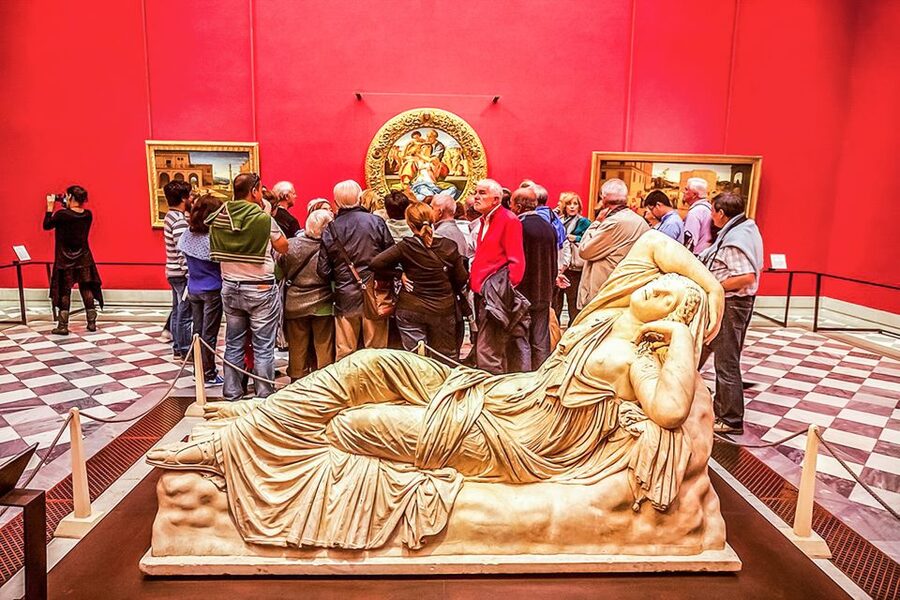 Florence: Uffizi Priority Ticket & Masterpieces Audio App - How long to allow inside