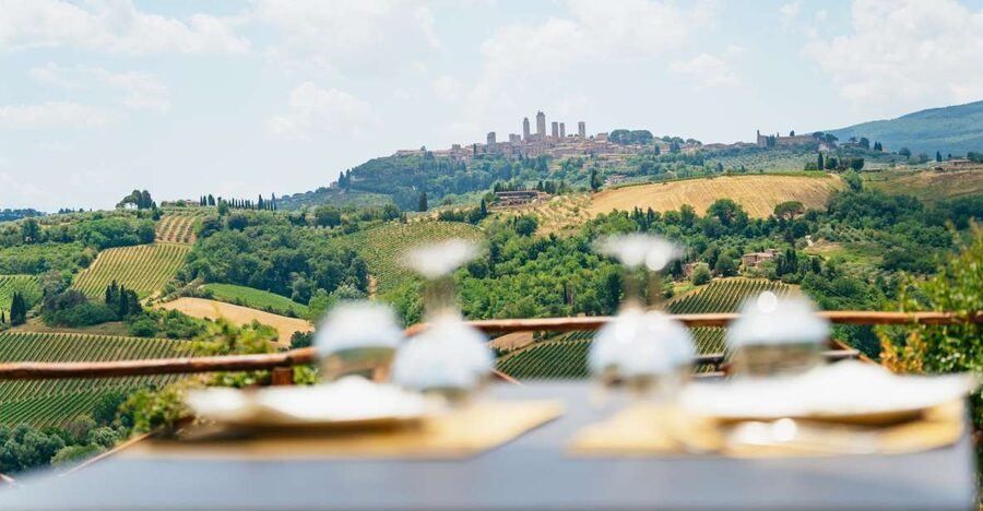 From Florence: Siena, San Gimignano, Pisa & Lunch at Winery - Why the guides matter on a 12-hour route