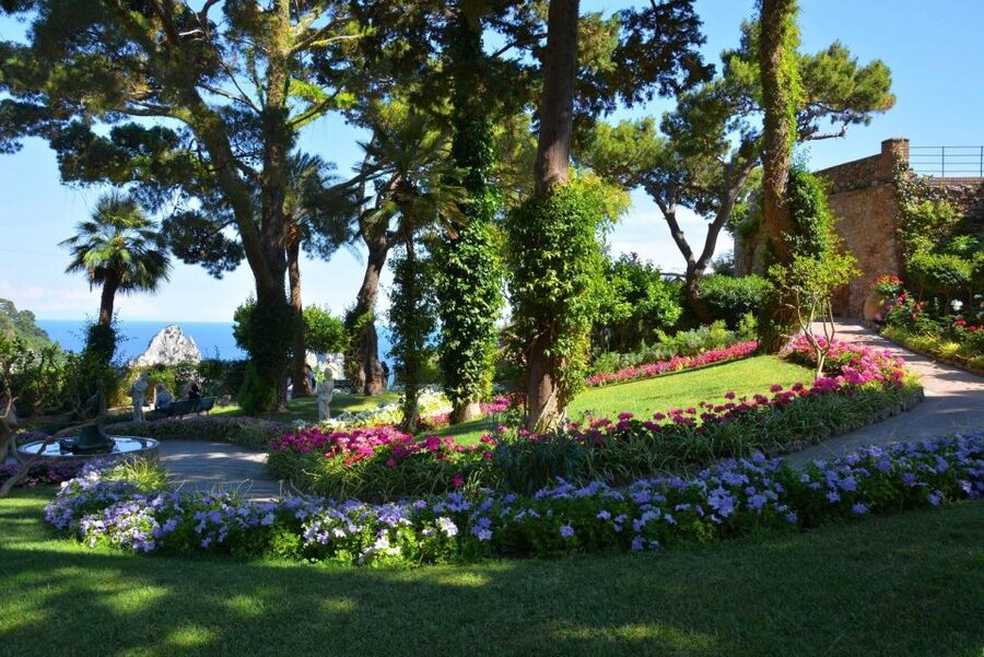From Naples: Capri and Blue Grotto Day Tour - Marina Grande and the trip to the Blue Grotto