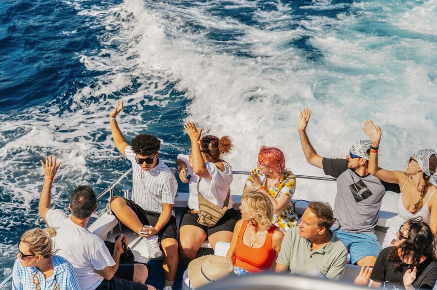 From Naples: Gulf of Naples & Capri Sightseeing Boat Tour - Crossing the Gulf with Vesuvius in view