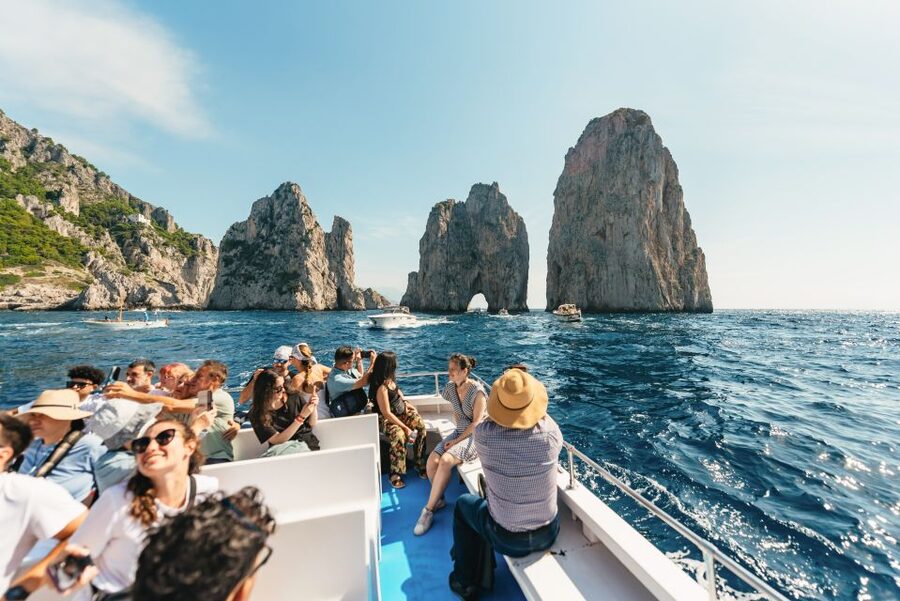 From Naples: Gulf of Naples & Capri Sightseeing Boat Tour - Marina Grande and the coastal boat circuit