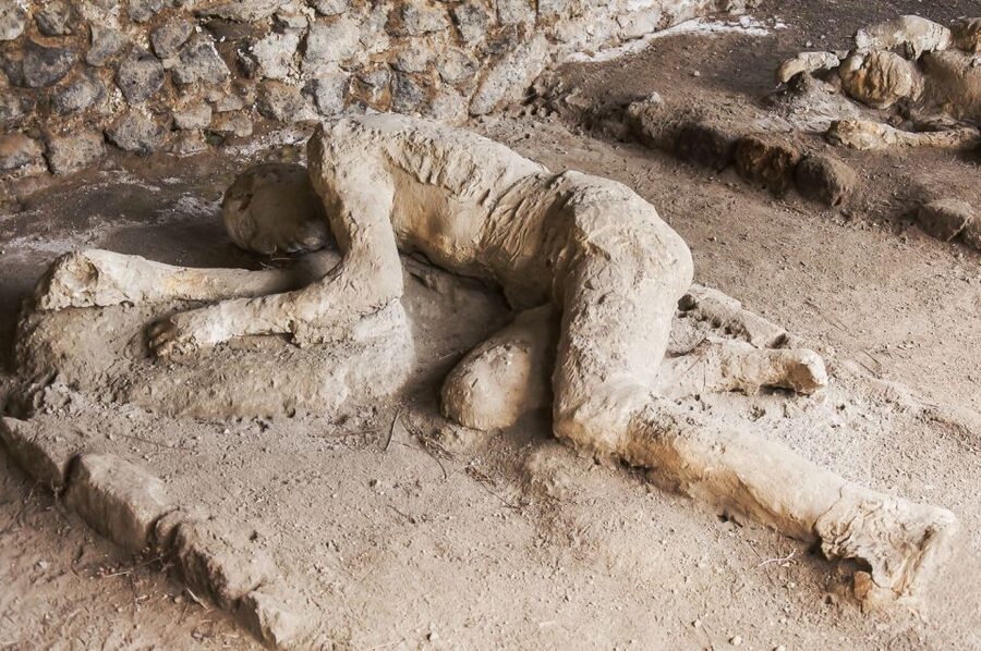 From Naples: Pompeii & Amalfi Coast Full-Day Trip with Lunch - How the Full Day Fits Together