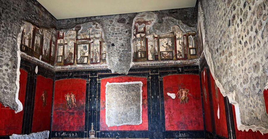 From Naples: Pompeii Guided Tour with Skip-the-Line Tickets - Why a guided Pompeii visit makes sense
