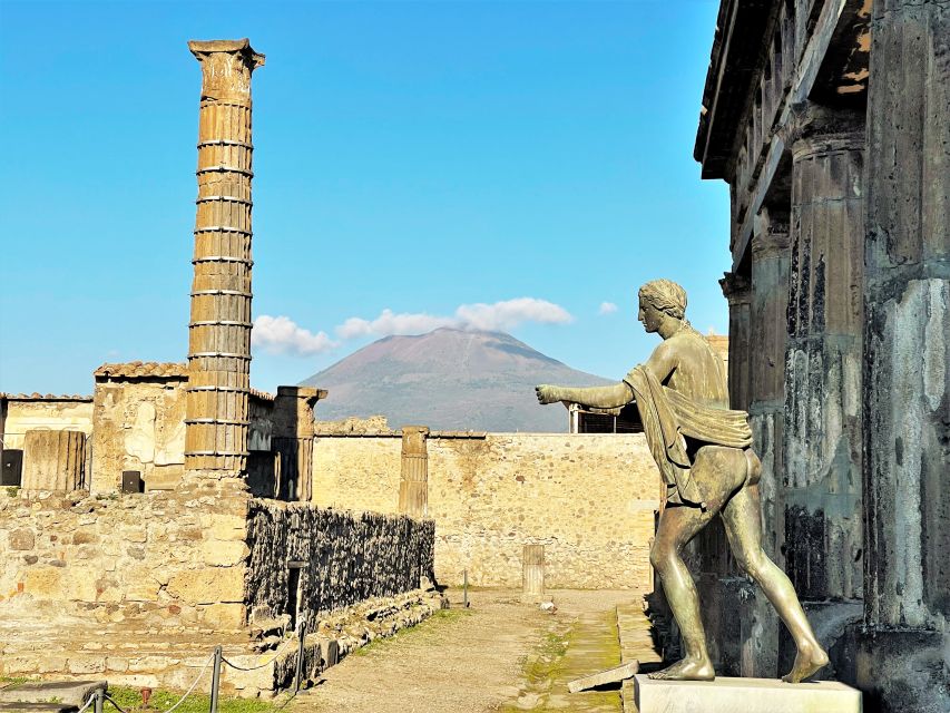From Naples: Pompeii Guided Tour with Skip-the-Line Tickets - How Frankie and the other guides shape the experience