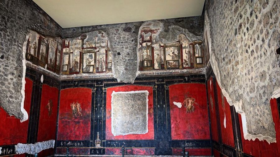 From Naples: Pompeii Guided Tour with Skip-the-Line Tickets - Meeting near Naples’ Ramada hotel