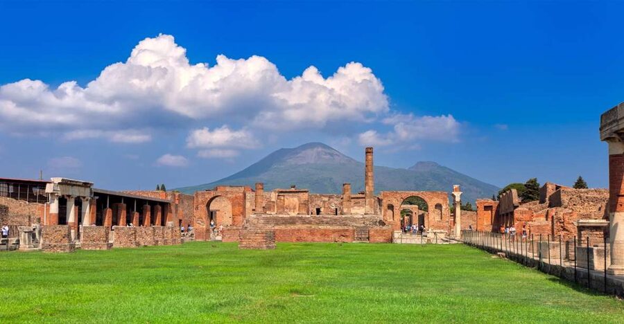 From Naples: Pompeii, Herculaneum, & Vesuvius Full-Day Tour - What this day trip is really designed to do