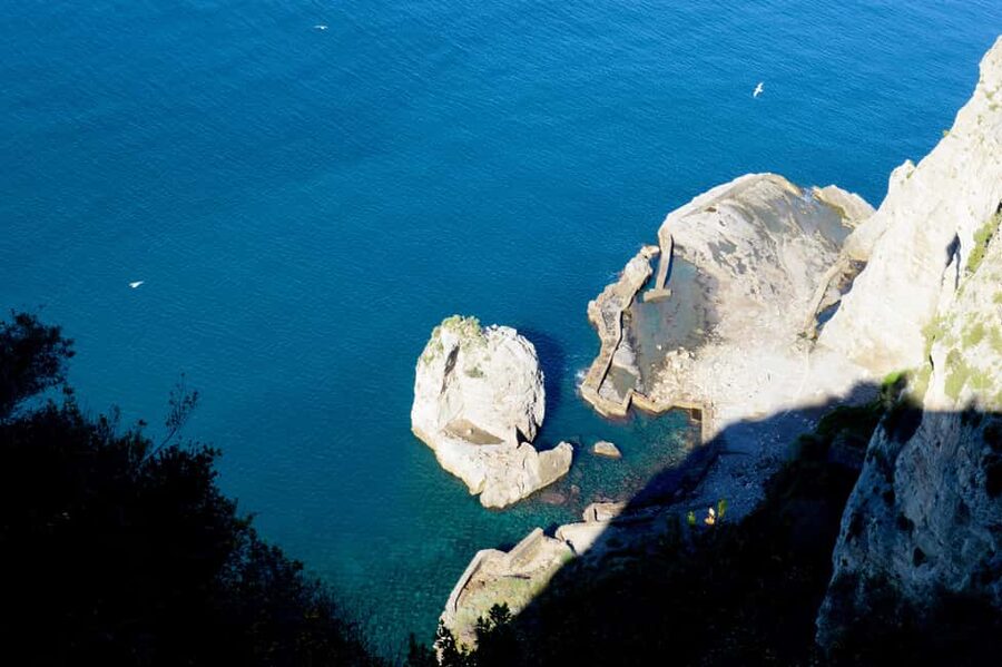 From Naples/Salerno: Group Tour to Positano, Amalfi, Ravello - Leaving Naples and reaching the coast