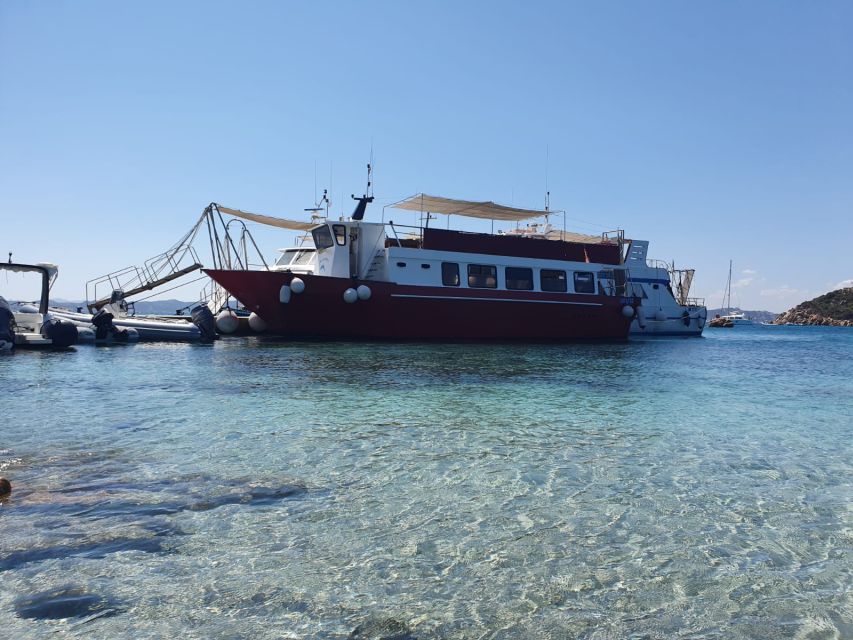 From Palau: La Maddalena Archipelago Boat Tour with Pasta - La Maddalena town adds a useful change of pace
