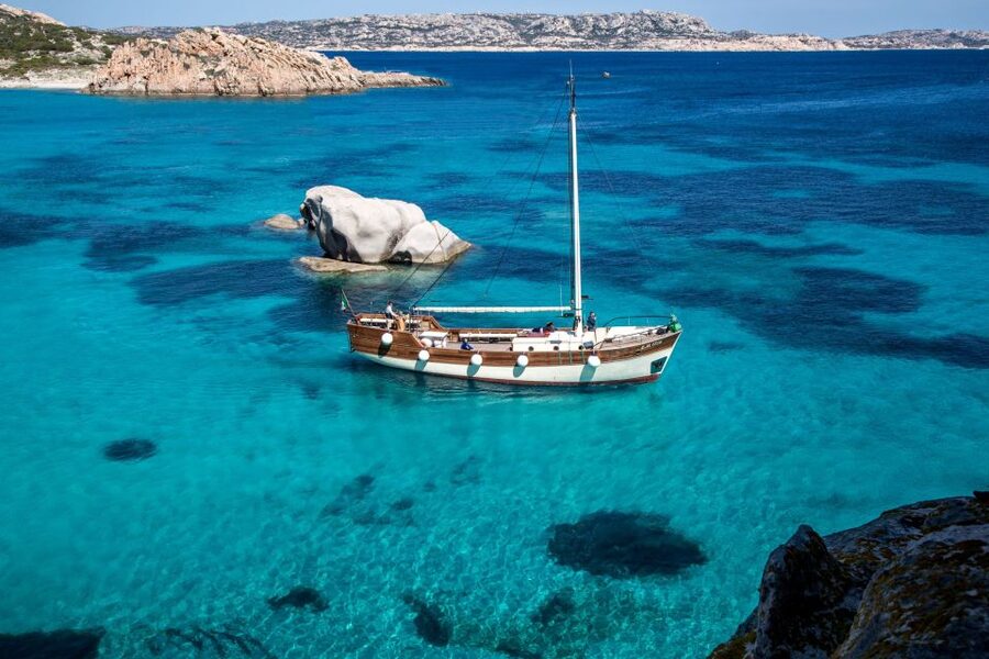 From Palau or La Maddalena: Archipelago Sailing Ship Tour - Who should book this trip