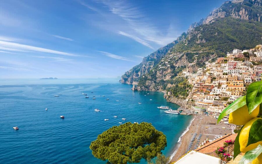 From Rome: Pompeii, Amalfi Coast and Positano Day Trip - Meeting the group at Piazza del Popolo