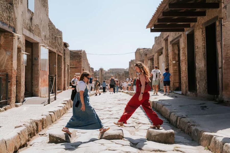 From Rome: Pompeii with Expert Guide & Amalfi Coast Day Trip - The long ride south from Rome