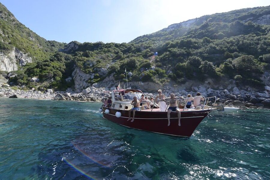 From Salerno: Day Trip to Amalfi Coast by Boat with Drinks - Leaving Salerno from Molo Manfredi