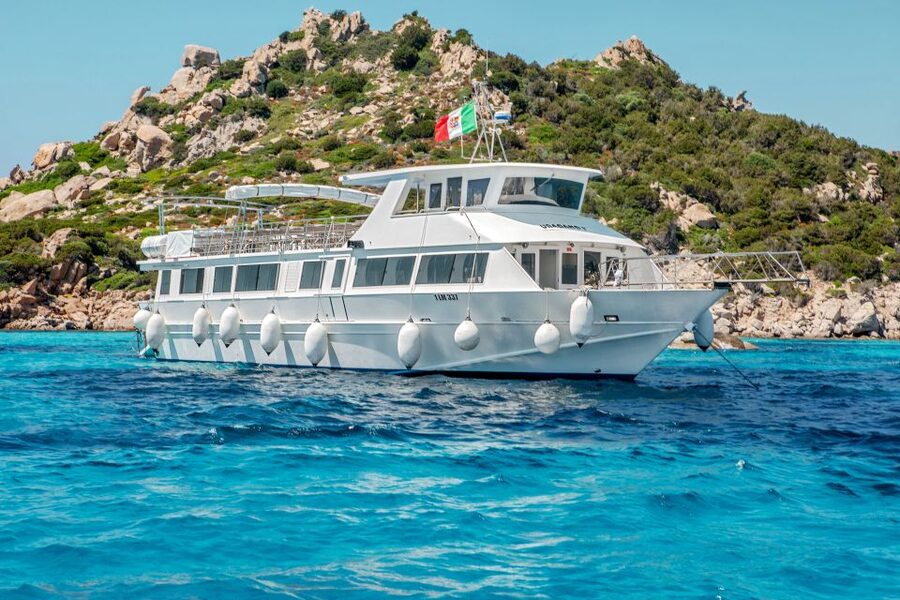 From Santa Teresa Gallura: La Maddalena Full-Day Boat Tour - Why This Boat Trip Works So Well
