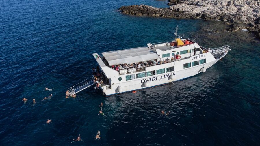 From Trapani: Day Cruise to Favignana & Levanzo with Lunch - Pasta with pesto Trapanese at sea
