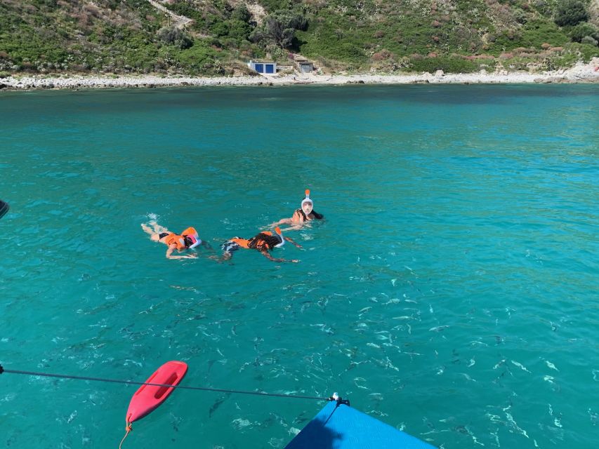 From Tropea: Capo Vaticano boat tour with snorkel & aperitif - Grotticelle Bay is the main reason to bring a mask