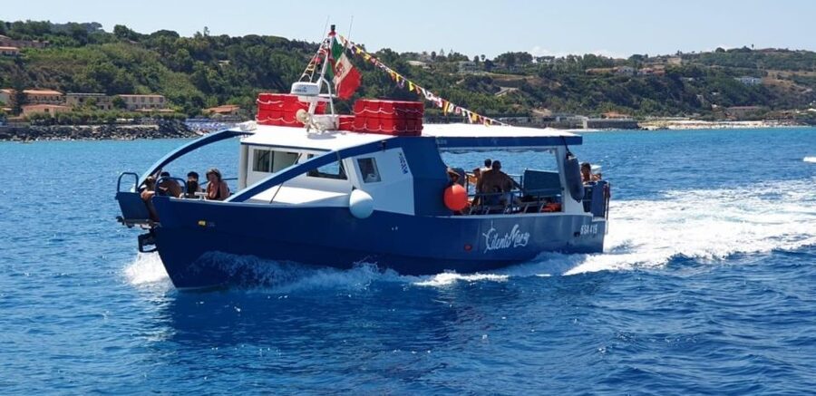 From Tropea: Capo Vaticano boat tour with snorkel & aperitif - What the $47 price gives you