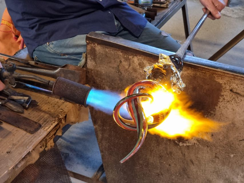 Glass Blowing Show Visit Murano Glass Factory & Showroom OMG - Key points at a glance