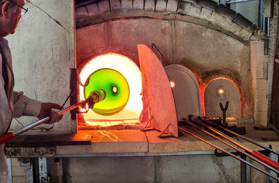 Glass Blowing Show Visit Murano Glass Factory & Showroom OMG - Where you should lower your expectations