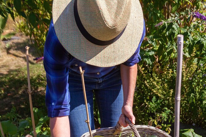 Hands-On Cooking Class & Farmhouse Tour on the Amalfi Coast - How the group size affects your day