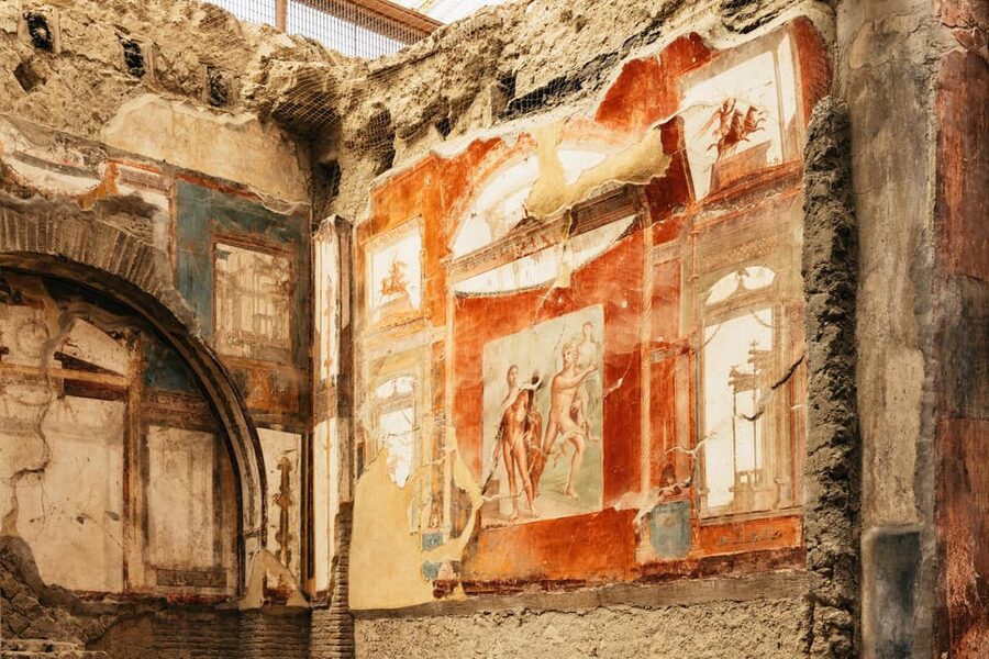 Herculaneum: Skip-the-Line Guided Tour with Archaeologist - The waterfront and the first view of the catastrophe