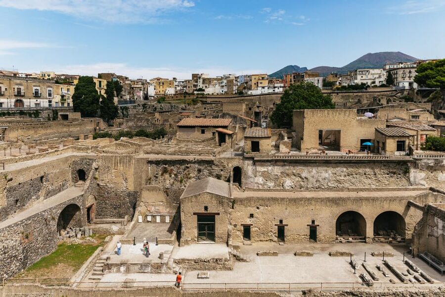 Herculaneum: Skip-the-Line Guided Tour with Archaeologist - House of Neptune and Amphitrite