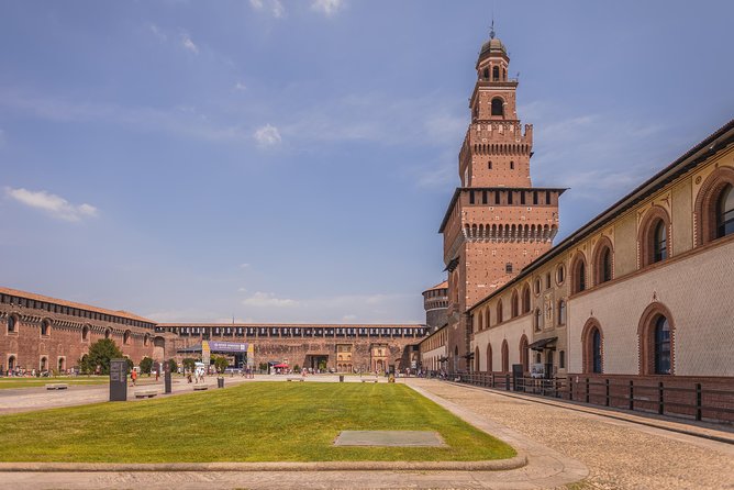 Historic Milan Tour with Skip-the-Line Last Supper Ticket - Piazza del Duomo, the Galleria, and La Scala