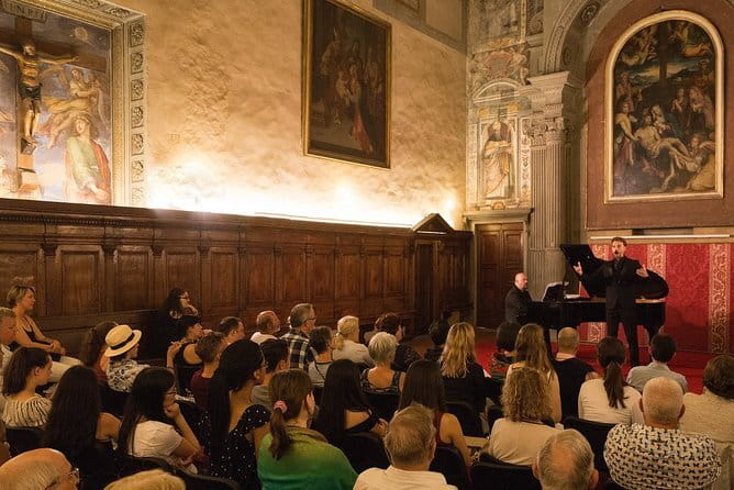 Italian Opera Concert Ticket in Florence’s Santa Monaca Church - What happens during the 9:15pm concert