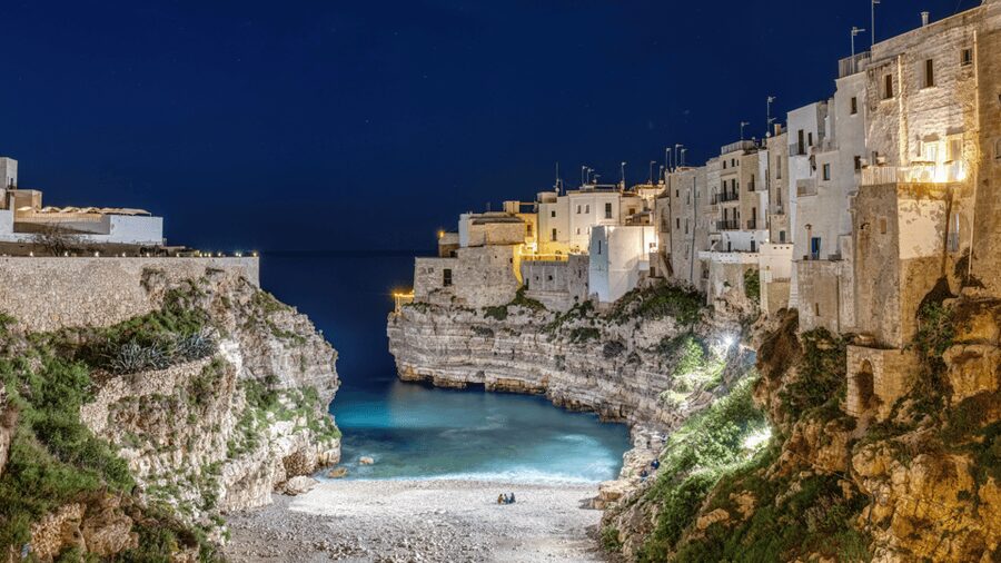 Itria Valley: Polignano, Ostuni, and Locorotondo, from Bari - Three Apulian towns without the car rental