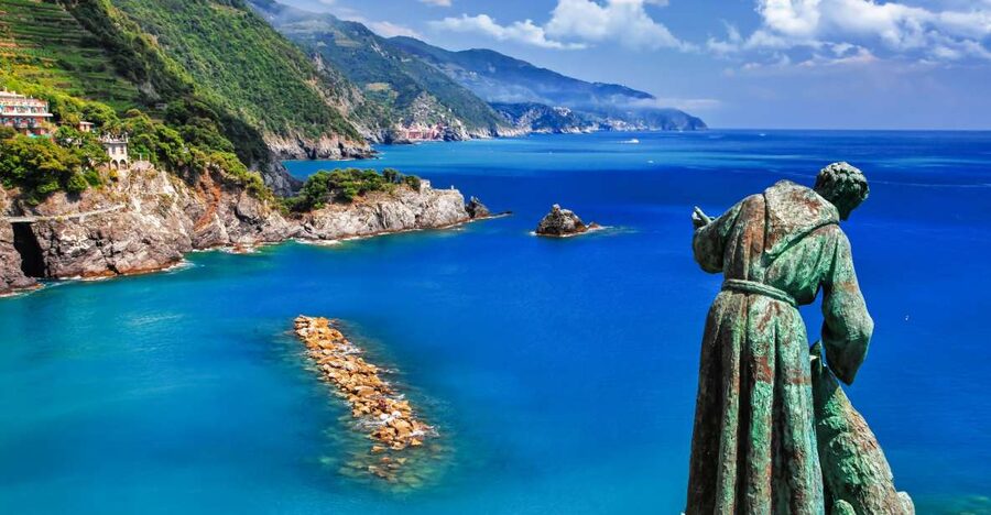 La Spezia: Cinque Terre Tour by Boat - Why see Cinque Terre from La Spezia by boat?