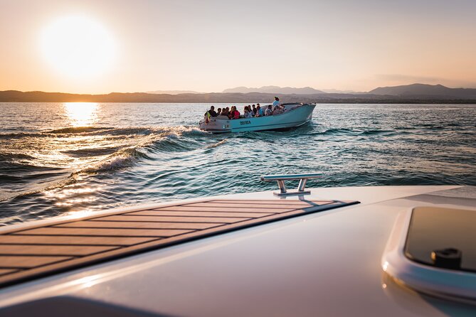 Lake Garda Mini Cruise: Sirmione Peninsula - The castle and peninsula from the water