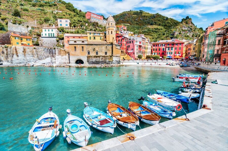 Milan: Cinque Terre Full-Day Guided Trip With Cruise - Guide quality and group management
