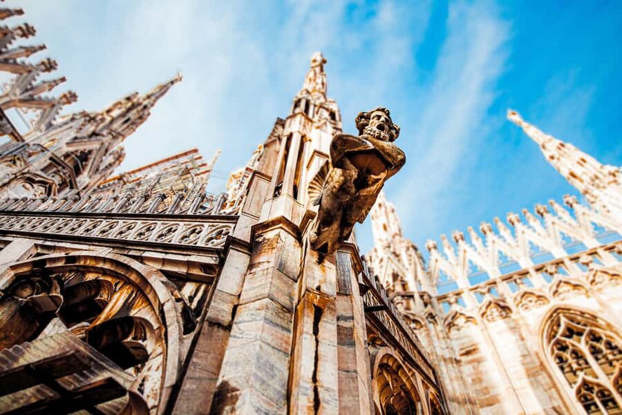 Milan Duomo Cathedral and Rooftop Terrace Guided Tour - Choosing the right time for the roof