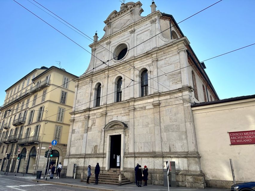 Milan: Guided Street Food Walking Tour with Food Tasting - Riso al salto, the Milanese specialty to watch for