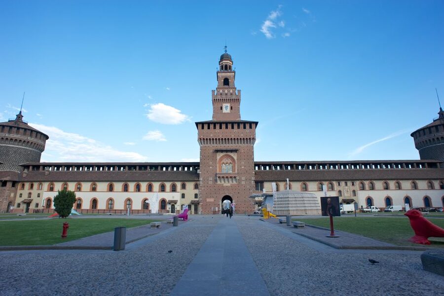 Milan: Guided Walking Tour with Duomo and the Last Supper - Entering the Gothic Duomo