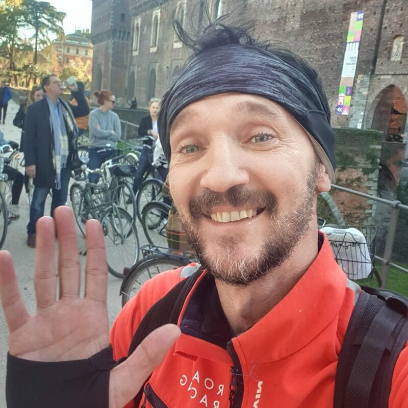 Milan: Hidden Gems Guided Bike Tour - Getting set up with the bike