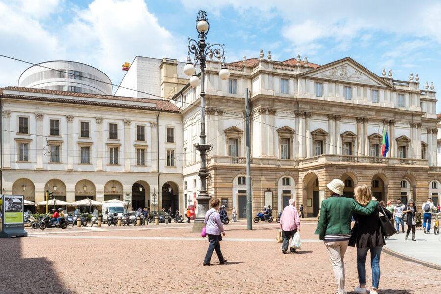 Milan: La Scala Theater & Museum Guided Experience - What the one-hour route feels like