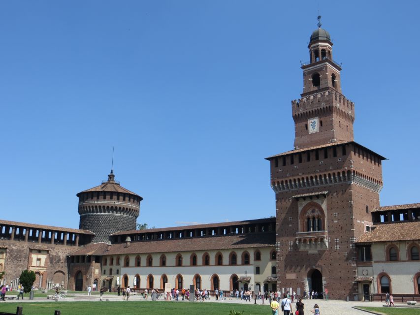 Milan: Leonardo's Last Supper and Michelangelo's Pietà Tour - Sforza Castle: Milan’s fortress with an artistic surprise