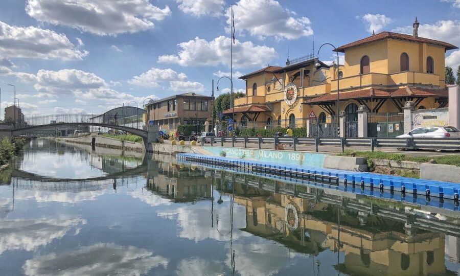 Milan: Navigli Canal Boat Cruise - Vicolo dei Lavandai, a small but memorable sight