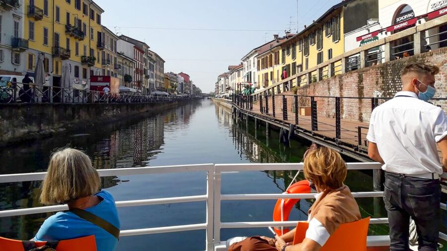 Milan: Navigli District Canal Boat Tour with Aperitivo - The missing commentary and the QR audio guide
