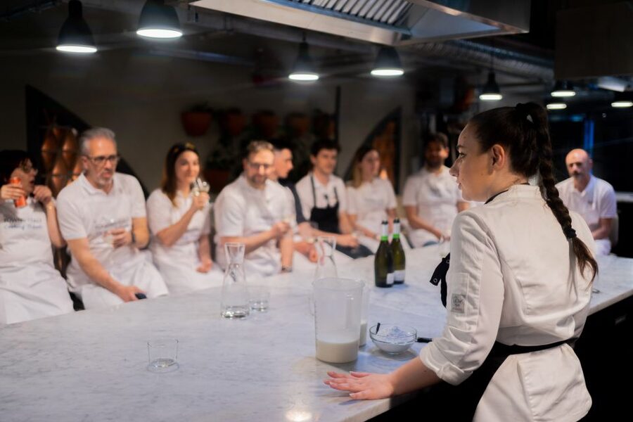 Milan: Pizza or Pasta and Gelato-Making Class with Wine - Who will enjoy this class most?