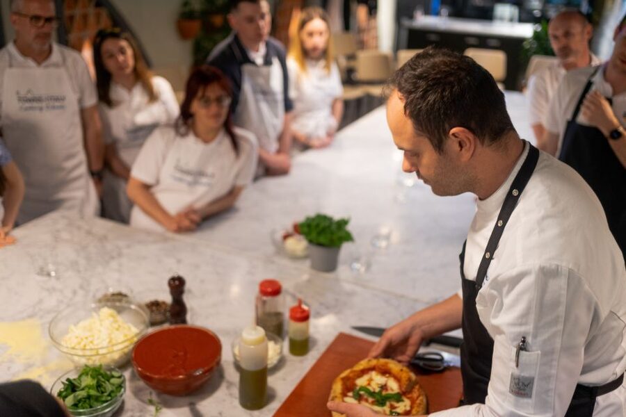 Milan: Pizza or Pasta and Gelato-Making Class with Wine - How the three hours are paced